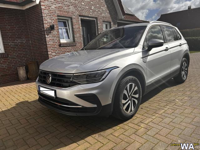 Tiguan in der Farbe Ivory Silver Metallic